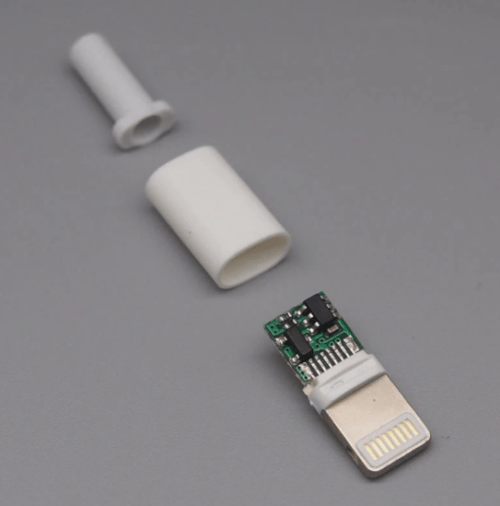 Conector de Carga y Datos Macho Tipo Soldadura iOS (1 set)